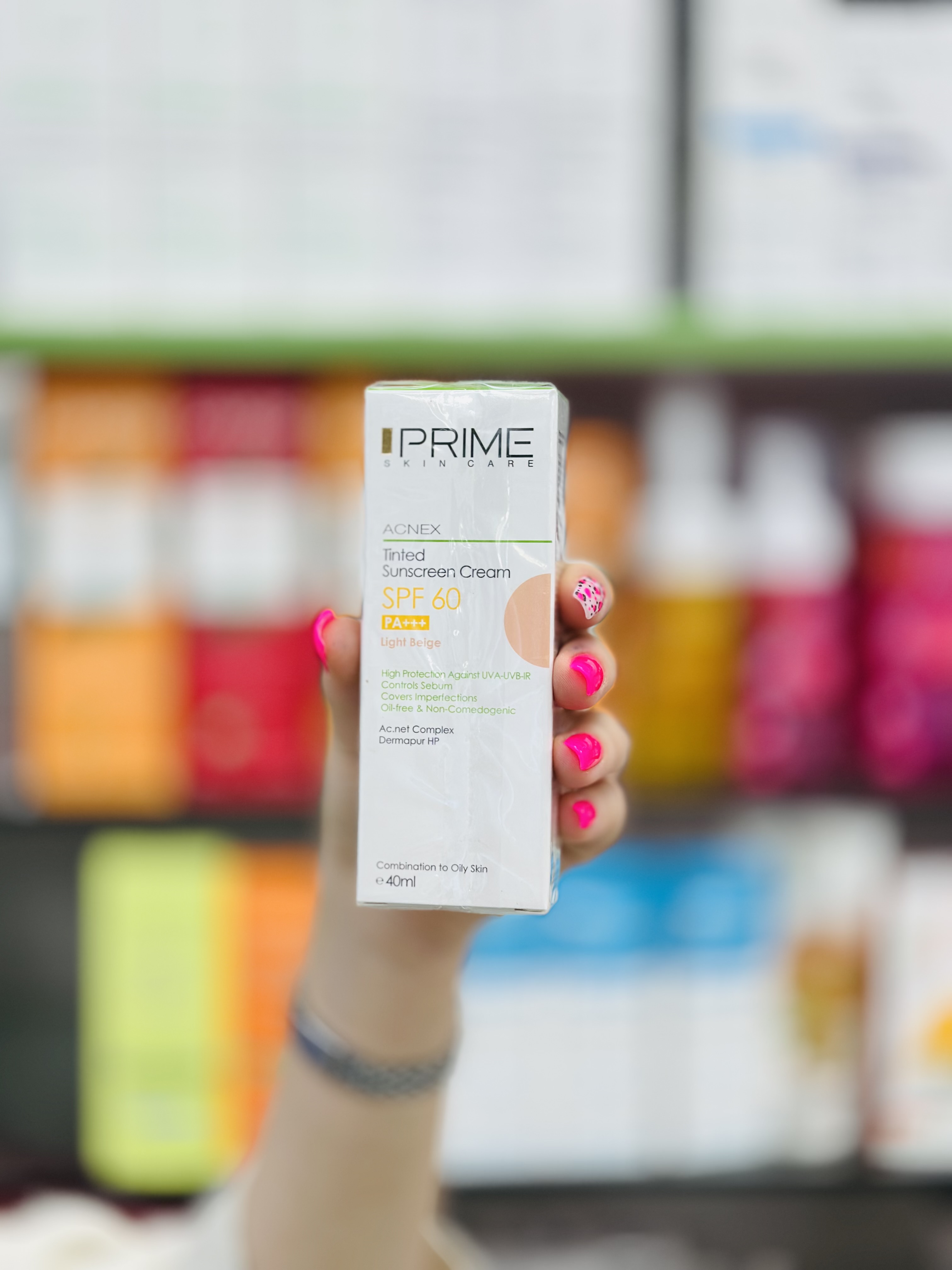 کرم ضد آفتاب رنگی SPF60 (بژ روشن) پرایم