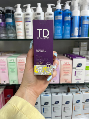 کرم ضد آفتاب SPF50 فاقد چربی توتال درم 50 میلی لیتر