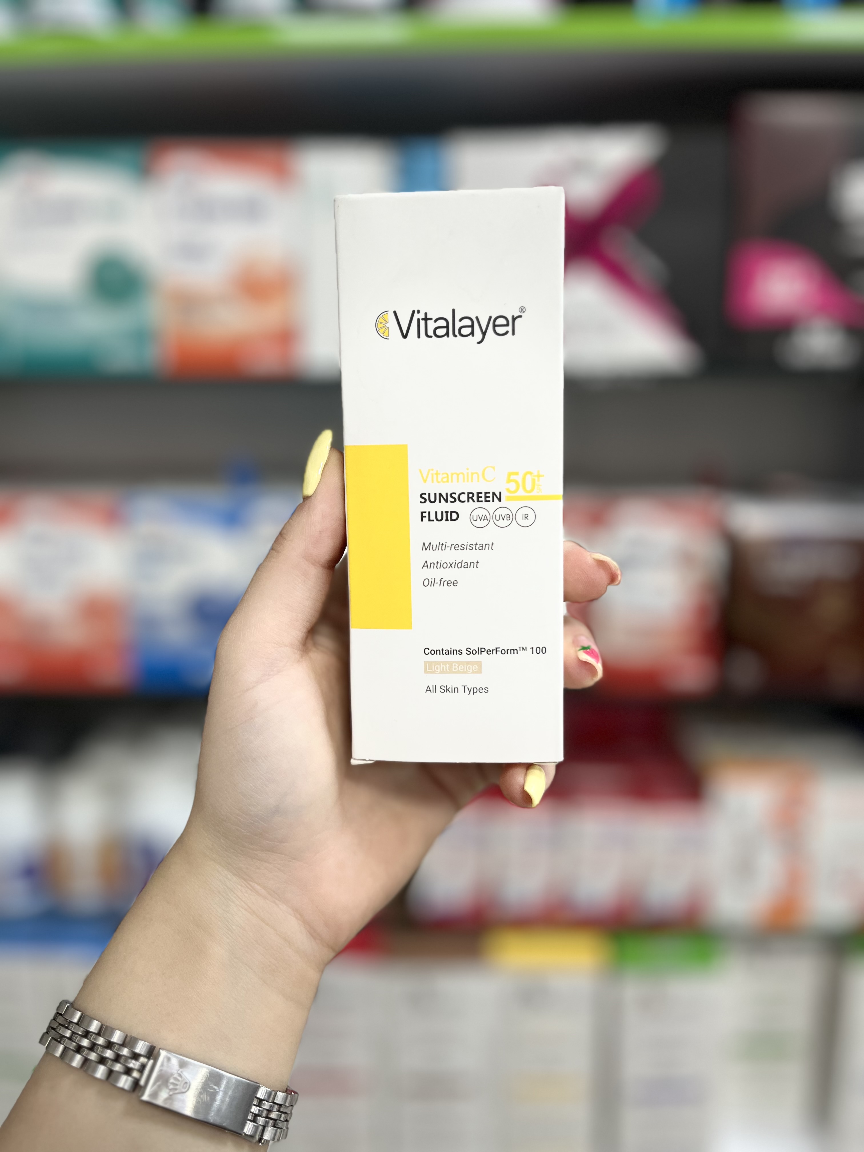 فلوئید ضد آفتاب ویتامین سی SPF50 (بژ روشن) ویتالیر