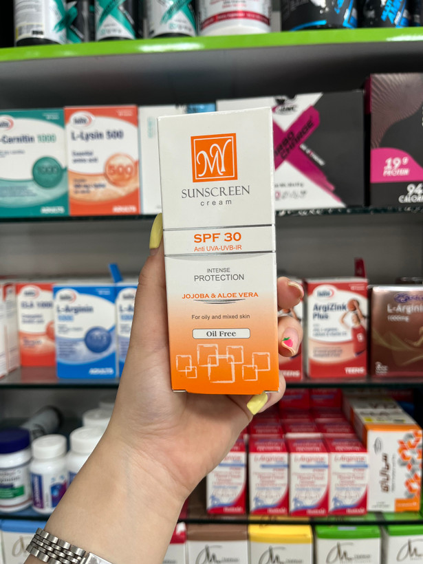 کرم ضد آفتاب فاقد چربی SPF30 مای بی رنگ
